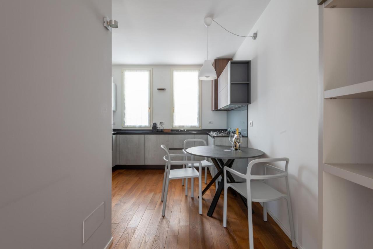 Milano Apartments Voghera Exterior photo